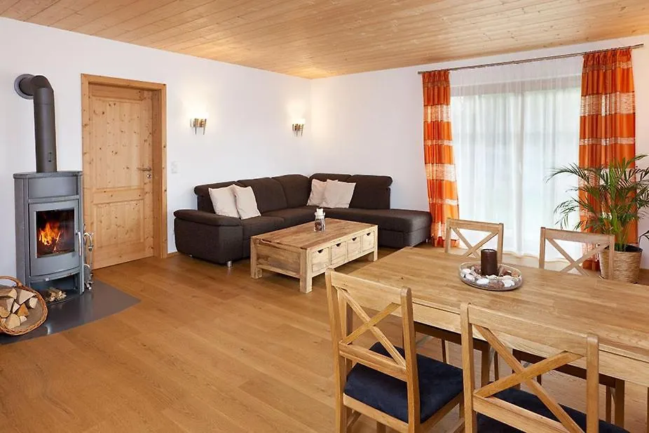 Ferienhaus Alex Ferienwohnung B 福森 公寓